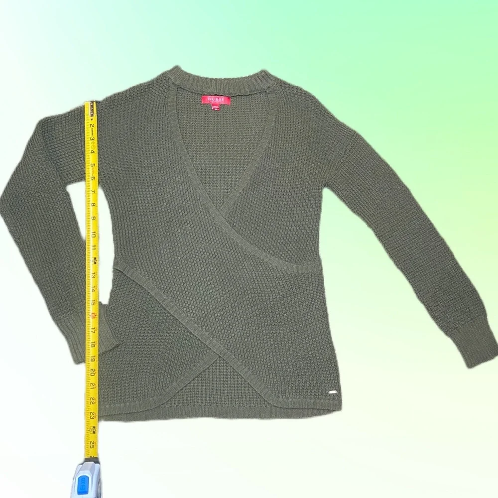 Guess • Medium • Green Long Sleeve Choker Knit Top - Picture 3 of 10
